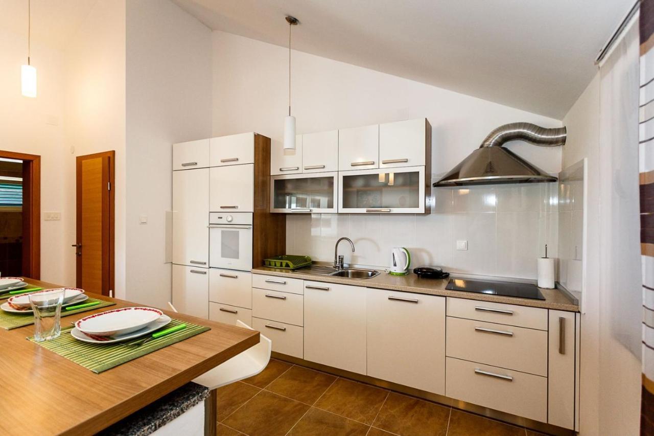 מאלינסקה Apartment Adria 3 מראה חיצוני תמונה